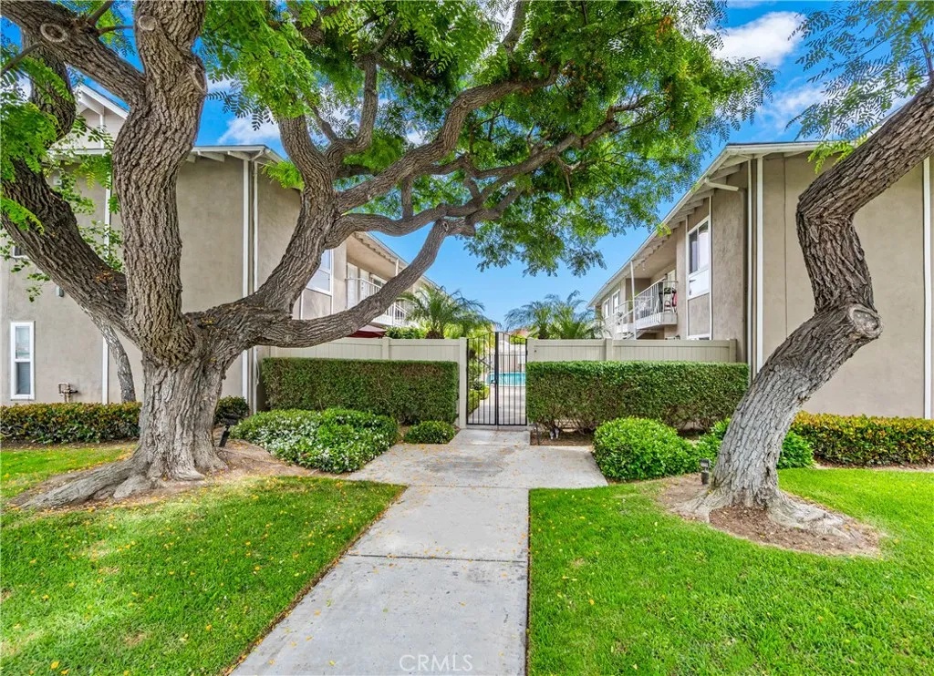 Newport Beach, CA 92660