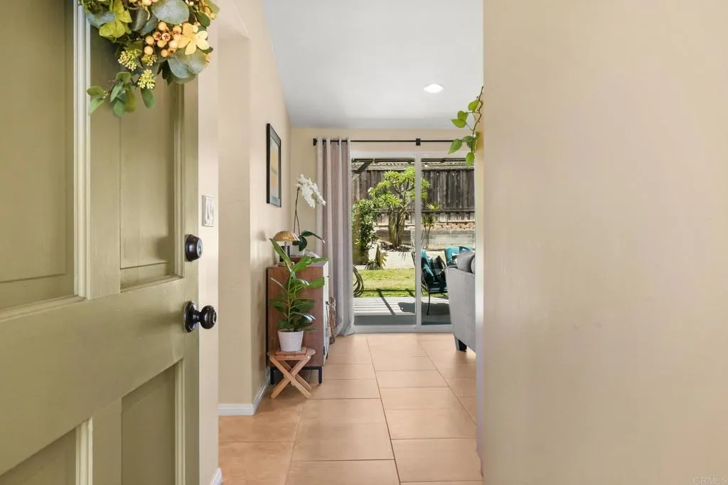 https://cdn.realtyfeed.com/cdn/127/306707776/10c4c9dd56fdfa7ce5cef97892996184.webp