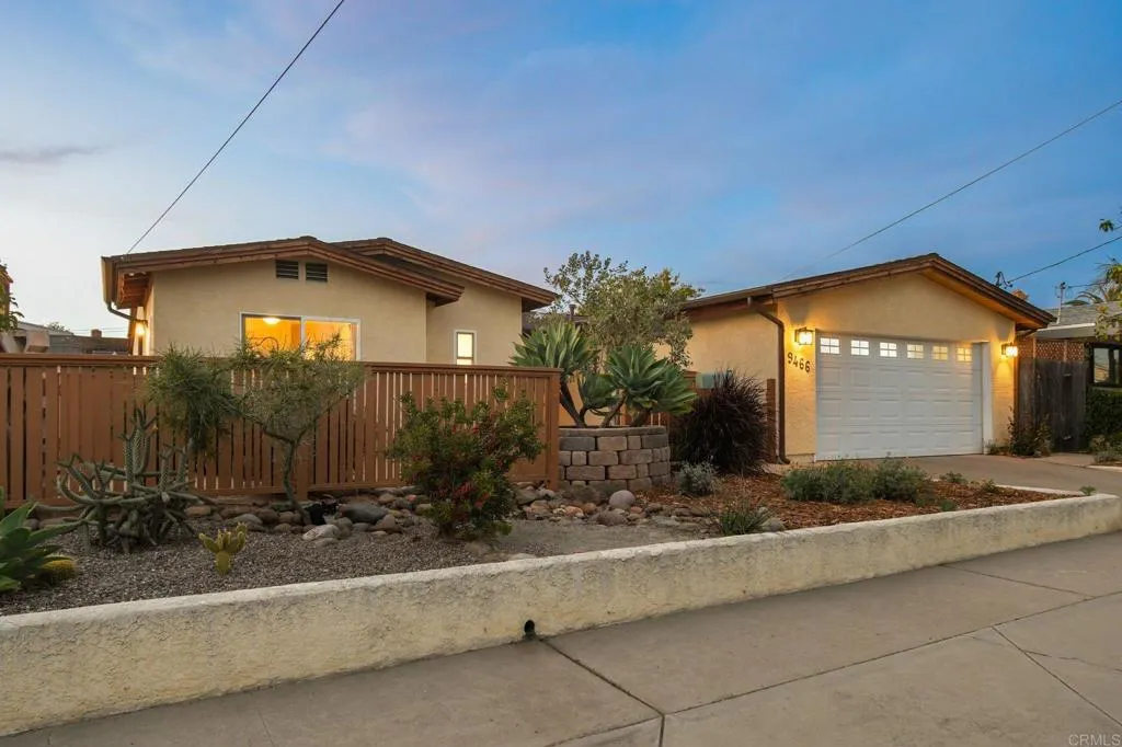 https://cdn.realtyfeed.com/cdn/127/306707776/4d9e10454f9ab60e012f7c82d75daae2.webp