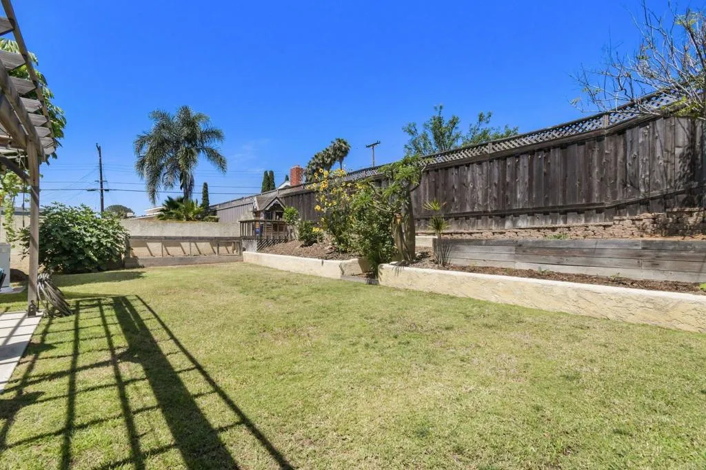 https://cdn.realtyfeed.com/cdn/127/306707776/7ee82946b718c665113b6b91c5df1a4b.webp