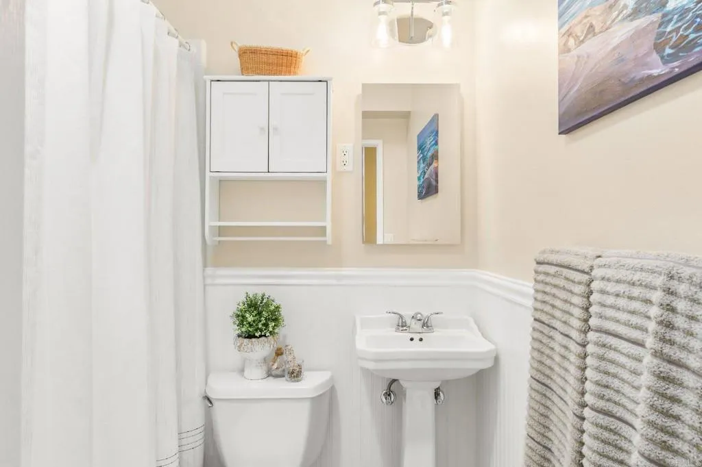 https://cdn.realtyfeed.com/cdn/127/306707776/e42ed51112427aef22fddcd4cd240180.webp