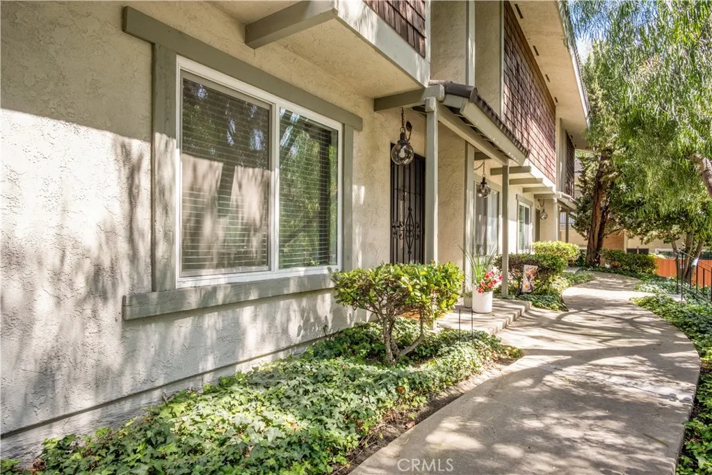 La Habra, CA 90631