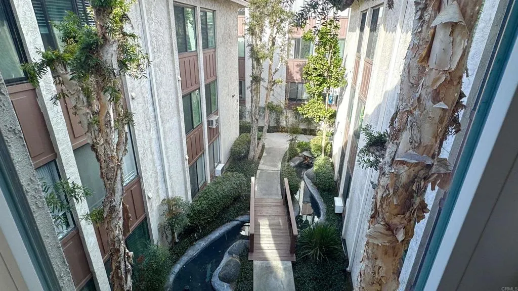 https://cdn.realtyfeed.com/cdn/127/306707804/2ca4e4050dd72d12974f849fbbefb66d.webp