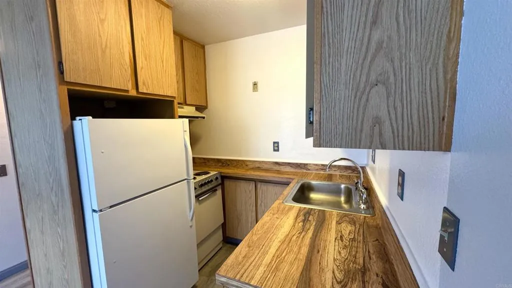 https://cdn.realtyfeed.com/cdn/127/306707804/fe109ec1d59710e3824cb8559f59ee89.webp