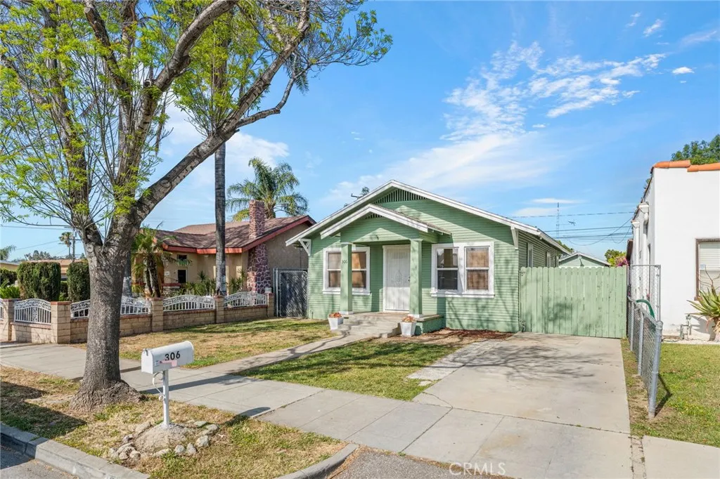 Rialto, CA 92376