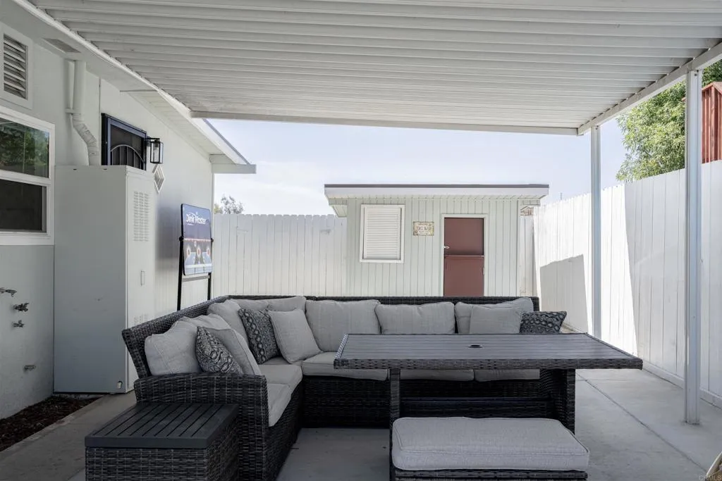 https://cdn.realtyfeed.com/cdn/127/306707868/a5a624db86314d193e31dce85f70e658.webp
