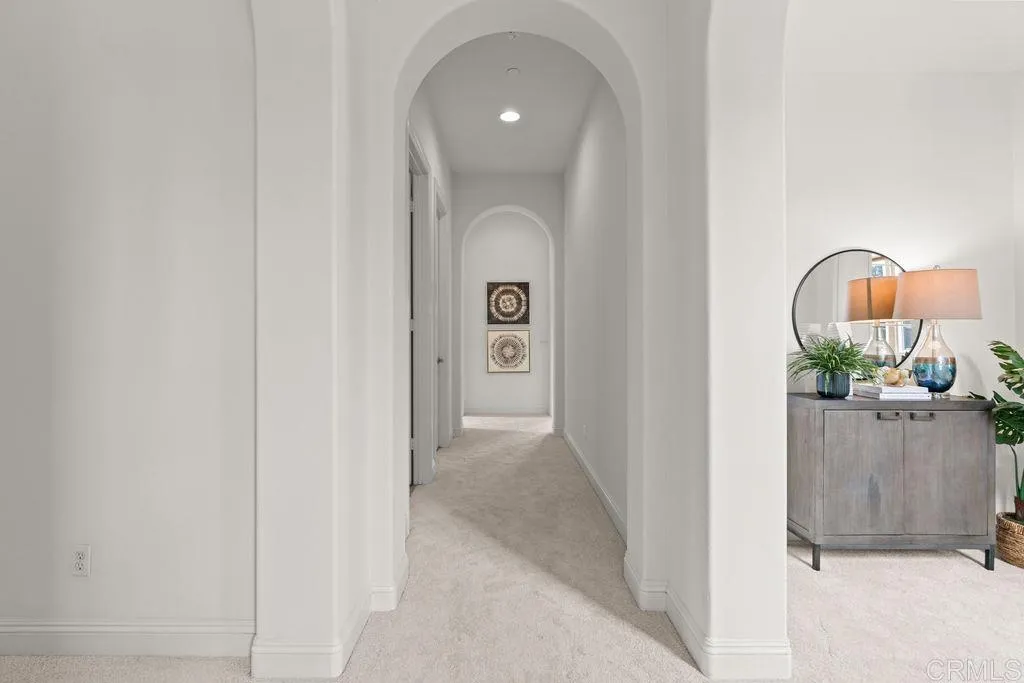 https://cdn.realtyfeed.com/cdn/127/306707872/719295bd393f3da851441b20dd81b2af.webp