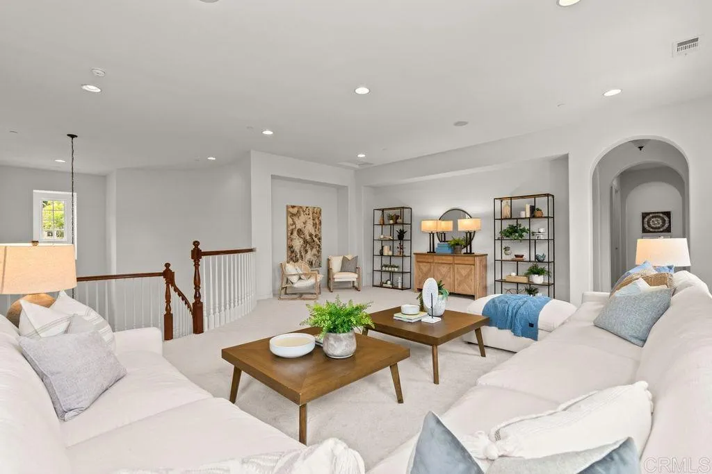 https://cdn.realtyfeed.com/cdn/127/306707872/802d9325d0565b892f7bc17fde3eb3af.webp