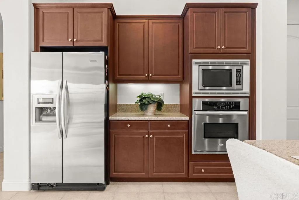 https://cdn.realtyfeed.com/cdn/127/306707872/c654d10e36564e3b2163954ebcd63f89.webp