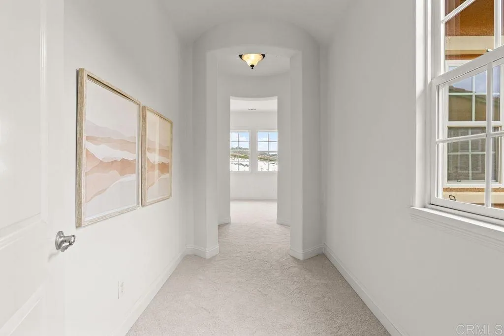 https://cdn.realtyfeed.com/cdn/127/306707872/e50d9c4c80b2de1756d14be52a6c7da6.webp