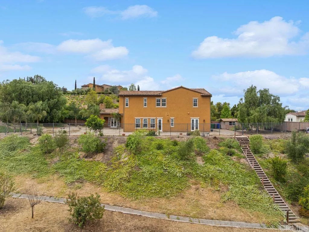 https://cdn.realtyfeed.com/cdn/127/306707872/ef445ad8d345bdb3f41d89cb338cdefe.webp