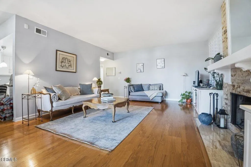 10327 Missouri Avenue Unit 102, Los Angeles, CA 90025 - Photo 3 of 26, Los Angeles, CA