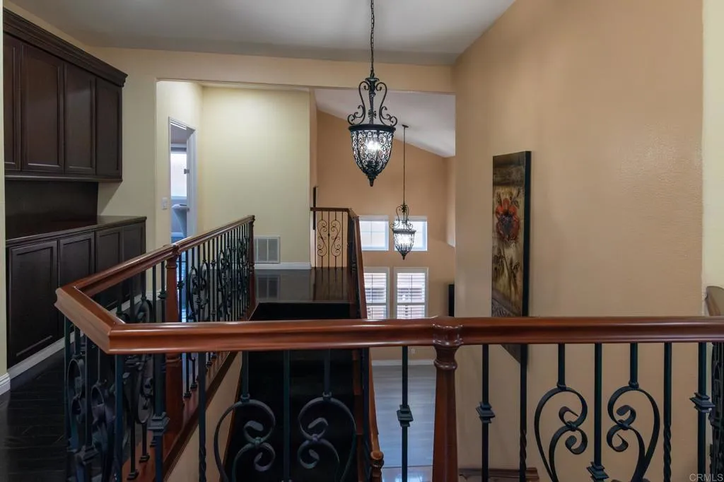 https://cdn.realtyfeed.com/cdn/127/306707876/29be519403124e652e5eb28d02cfff13.webp