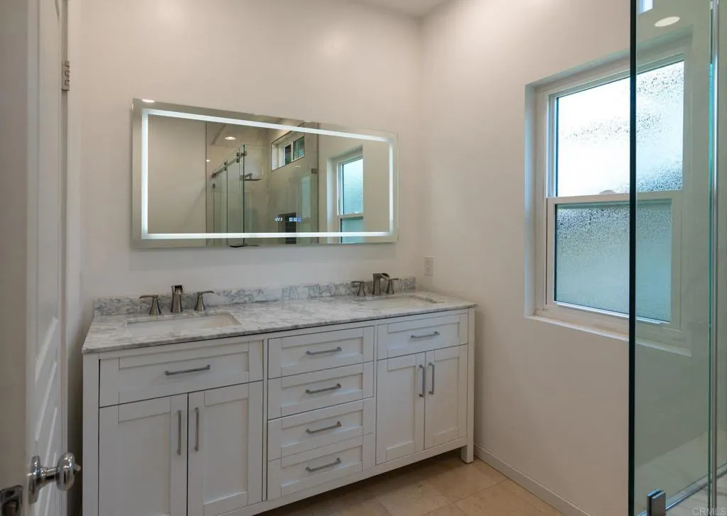 https://cdn.realtyfeed.com/cdn/127/306707876/2b5679025f4434325e3da585ccb03bcb.webp