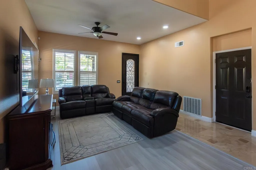 https://cdn.realtyfeed.com/cdn/127/306707876/3692ab952d5d5a15c6c791a6674542a4.webp