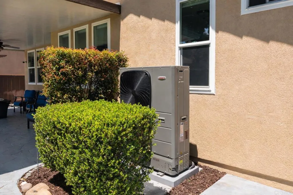 https://cdn.realtyfeed.com/cdn/127/306707876/5f54cf0787ca02de11fee5cc76aa33c9.webp