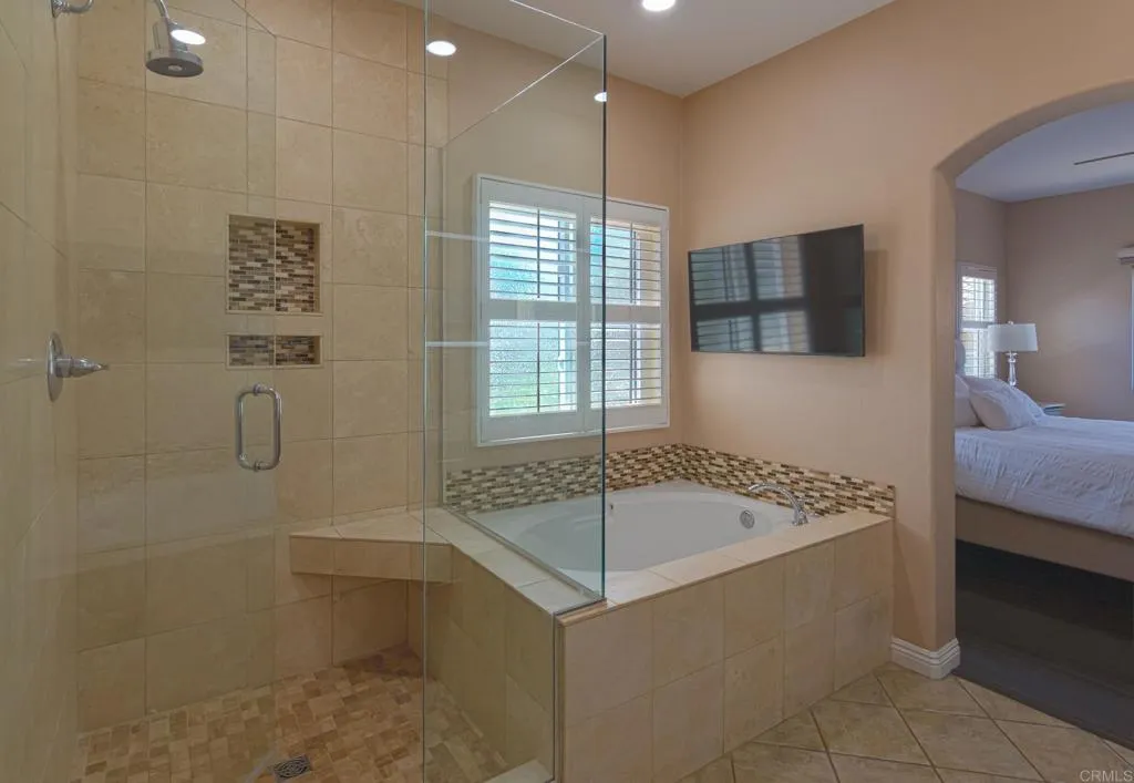 https://cdn.realtyfeed.com/cdn/127/306707876/8f5a1a628e368e4654a5fb0bc6c15f94.webp