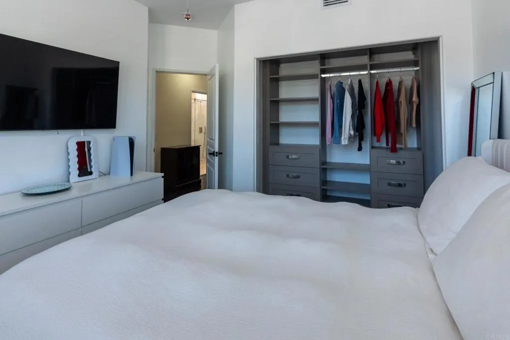 https://cdn.realtyfeed.com/cdn/127/306707876/ad8f9dd03a5c9e384b64e0849c2e8729.webp