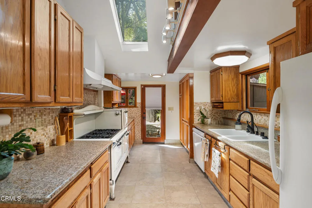 481 Woodland Drive, Sierra Madre, CA, 91024