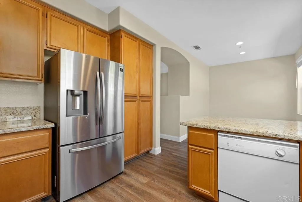 https://cdn.realtyfeed.com/cdn/127/306707934/511a257f5540b9e4904a27732a4073e2.webp