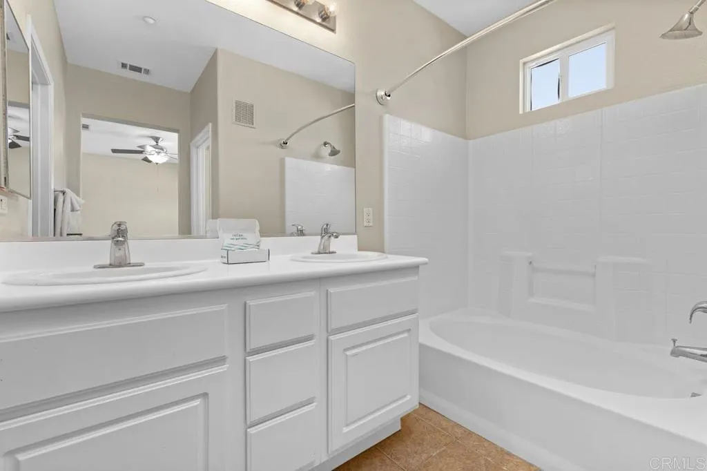 https://cdn.realtyfeed.com/cdn/127/306707934/b37f95ac178ac19bdc71675cc9353a32.webp