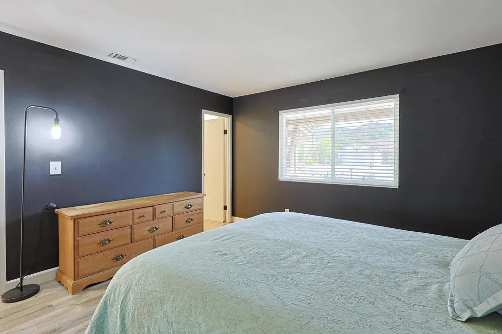 https://cdn.realtyfeed.com/cdn/127/306707942/b4ddbb0438e4c2d89f2224c7cea91ad7.webp