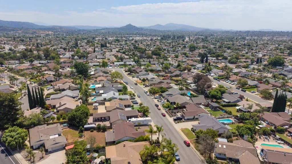 https://cdn.realtyfeed.com/cdn/127/306707942/de3e753450f1a7688a247657f7925755.webp
