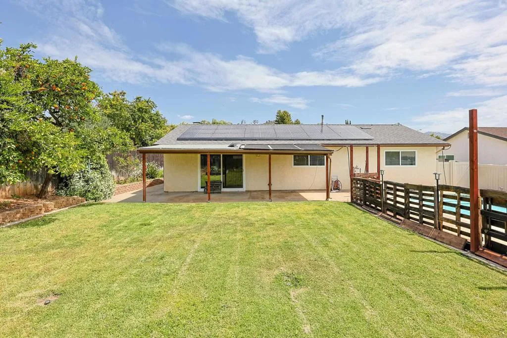 https://cdn.realtyfeed.com/cdn/127/306707942/e9da426905791354ff9ffeb943f9c97c.webp