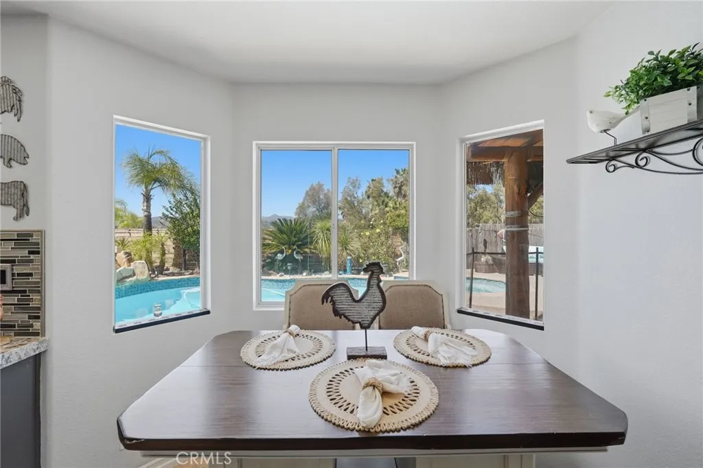 https://cdn.realtyfeed.com/cdn/127/306707949/2e58c4a22b121552c3a9768a13f57e3f.webp