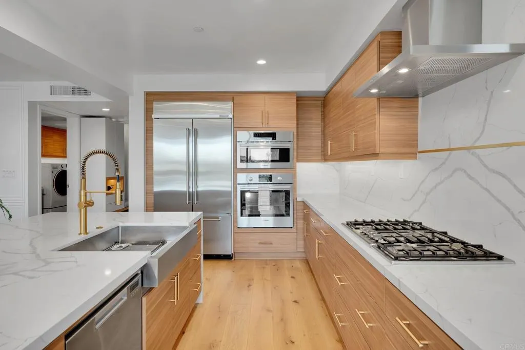 https://cdn.realtyfeed.com/cdn/127/306707978/072c3072742868f5c2ca177aa0c0f78e.webp
