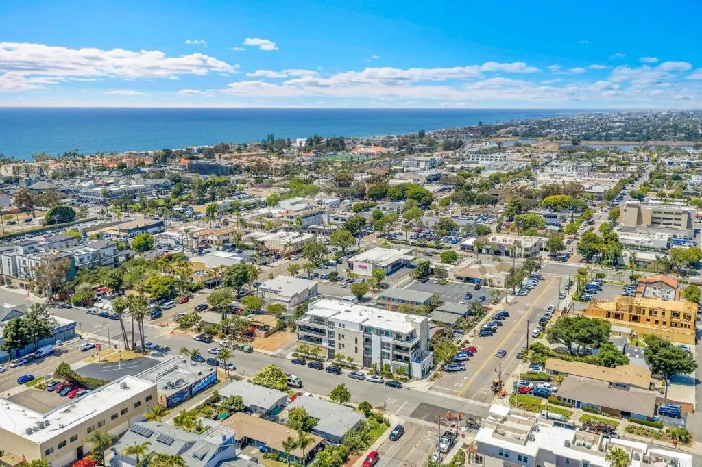 https://cdn.realtyfeed.com/cdn/127/306707978/43b4bf19c2fc059dcac434ccb2be2fc5.webp