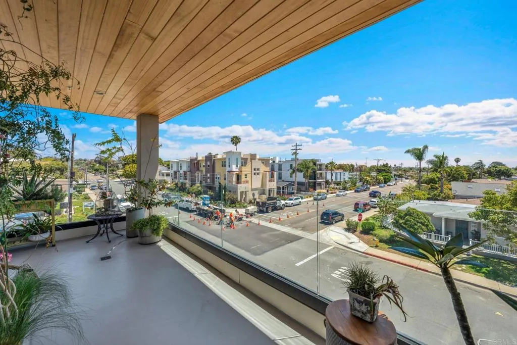 https://cdn.realtyfeed.com/cdn/127/306707978/77e0833ca2008e91cecd62a107d36d39.webp