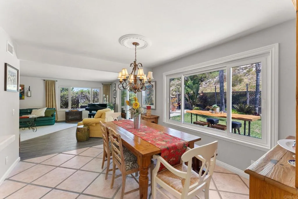 https://cdn.realtyfeed.com/cdn/127/306707994/6e89d6396c86b66d77a862f896515177.webp