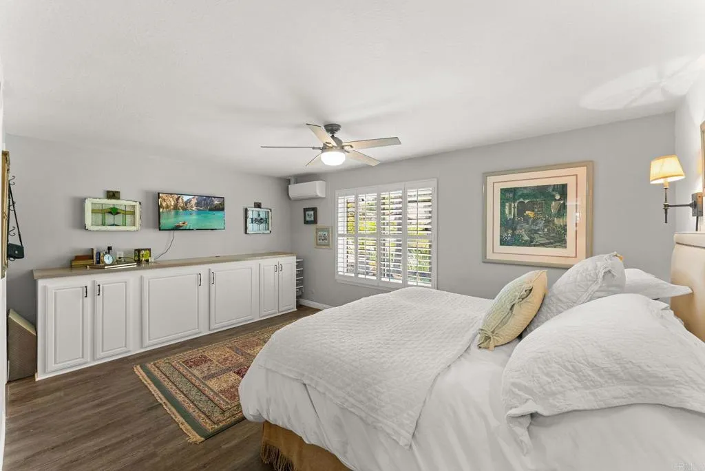 https://cdn.realtyfeed.com/cdn/127/306707994/9eea4b3ebb8b38efecd06703d55bfec3.webp