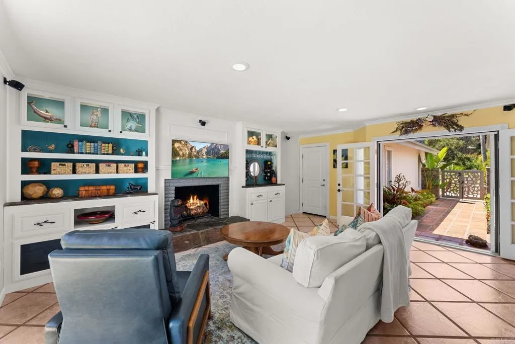 https://cdn.realtyfeed.com/cdn/127/306707994/a0fdef9b849a140169d290e997509d3d.webp