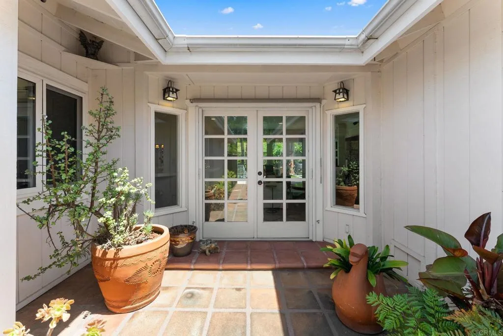 https://cdn.realtyfeed.com/cdn/127/306707994/dba845ad02c5066173fd57f540bd390f.webp