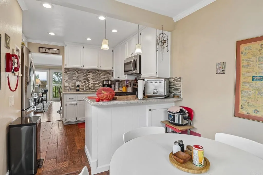 Photo #11: PTP2603314 Listing: Photo #11