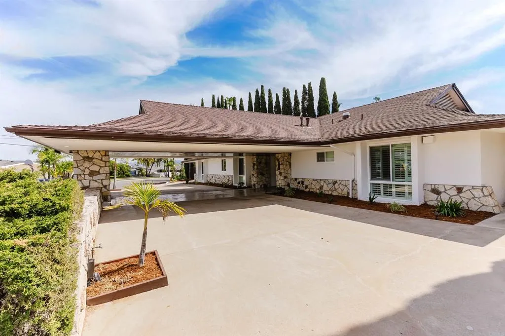 https://cdn.realtyfeed.com/cdn/127/306708040/334aa8ee9d5fbea5e059271d6422e10d.webp