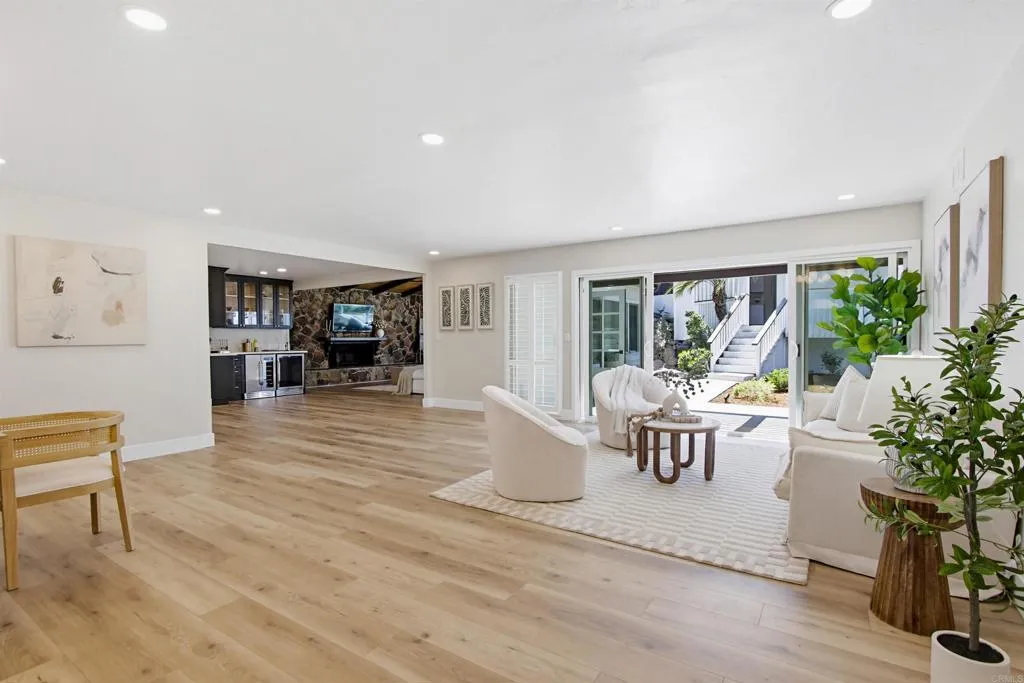 https://cdn.realtyfeed.com/cdn/127/306708040/accc3ef89f15c5c21913c8f335f7da43.webp