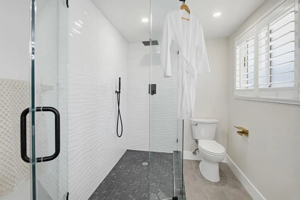 https://cdn.realtyfeed.com/cdn/127/306708040/b7616d0247ac128cf90af585825046f2.webp