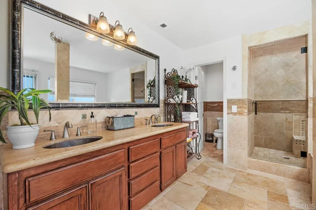 https://cdn.realtyfeed.com/cdn/127/306708041/08954b863315d69fda3c4e663fa801c8.webp
