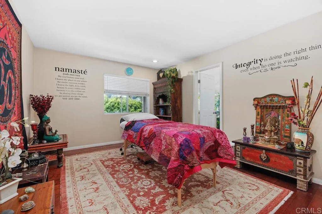 https://cdn.realtyfeed.com/cdn/127/306708041/1cd3053a46f42bb82d09ab754ab3dd01.webp