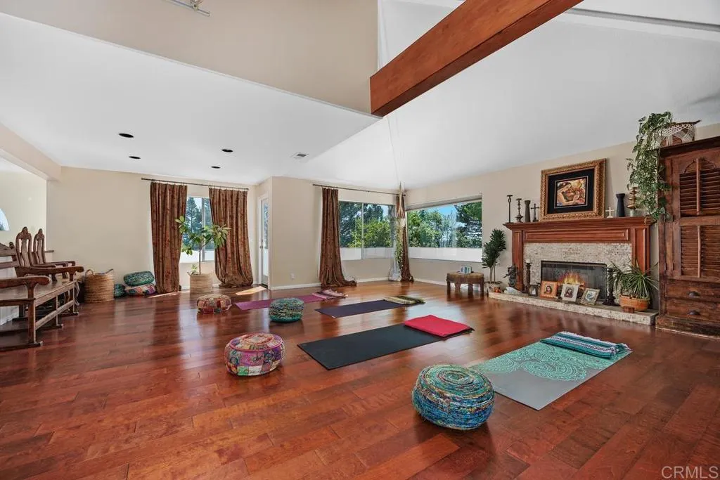 https://cdn.realtyfeed.com/cdn/127/306708041/ae984e536173781cce5f8f4ac7dbc075.webp