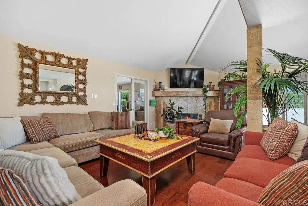 https://cdn.realtyfeed.com/cdn/127/306708041/ecc5dd1160c0cedda58757151e971076.webp