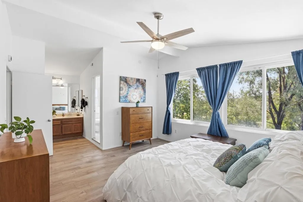 https://cdn.realtyfeed.com/cdn/127/306708044/66582070409dd202ed43ff4fb042b0c7.webp