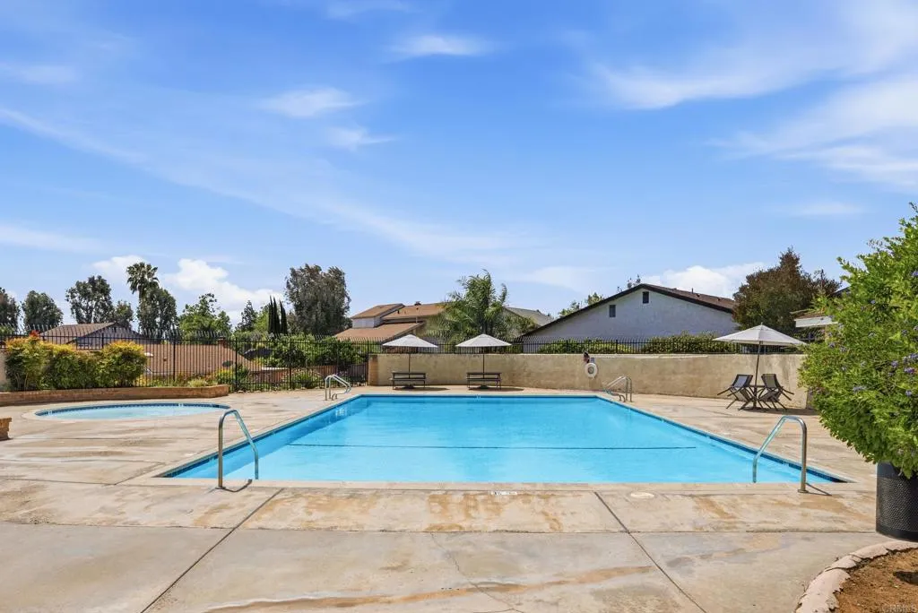 https://cdn.realtyfeed.com/cdn/127/306708044/73333d0328a794a14171ada2e9642ab5.webp