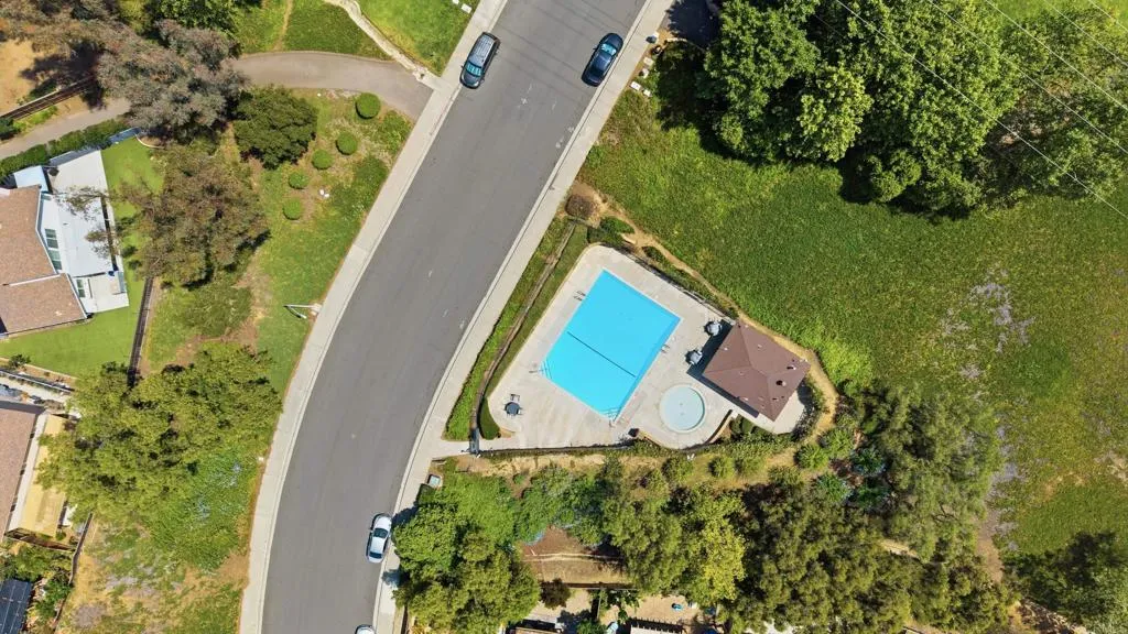 https://cdn.realtyfeed.com/cdn/127/306708044/89432971f6577ba43cddb9168bf9a57a.webp