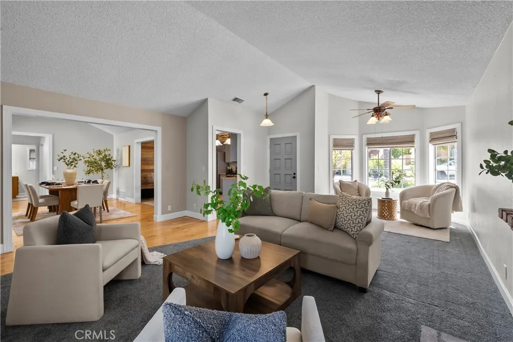 15219 Poppy Meadow, Canyon Country, CA, 91387