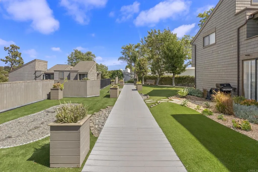 https://cdn.realtyfeed.com/cdn/127/306708094/064347fa224018aa44e097dc360729e0.webp