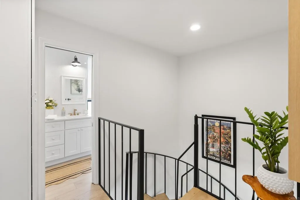 https://cdn.realtyfeed.com/cdn/127/306708094/3b510507cc685cc86f2272172dacd6a0.webp